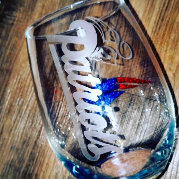 Football glass - Picture 1 of 12